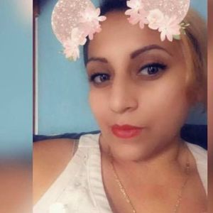 Meet your Posher, Yesi